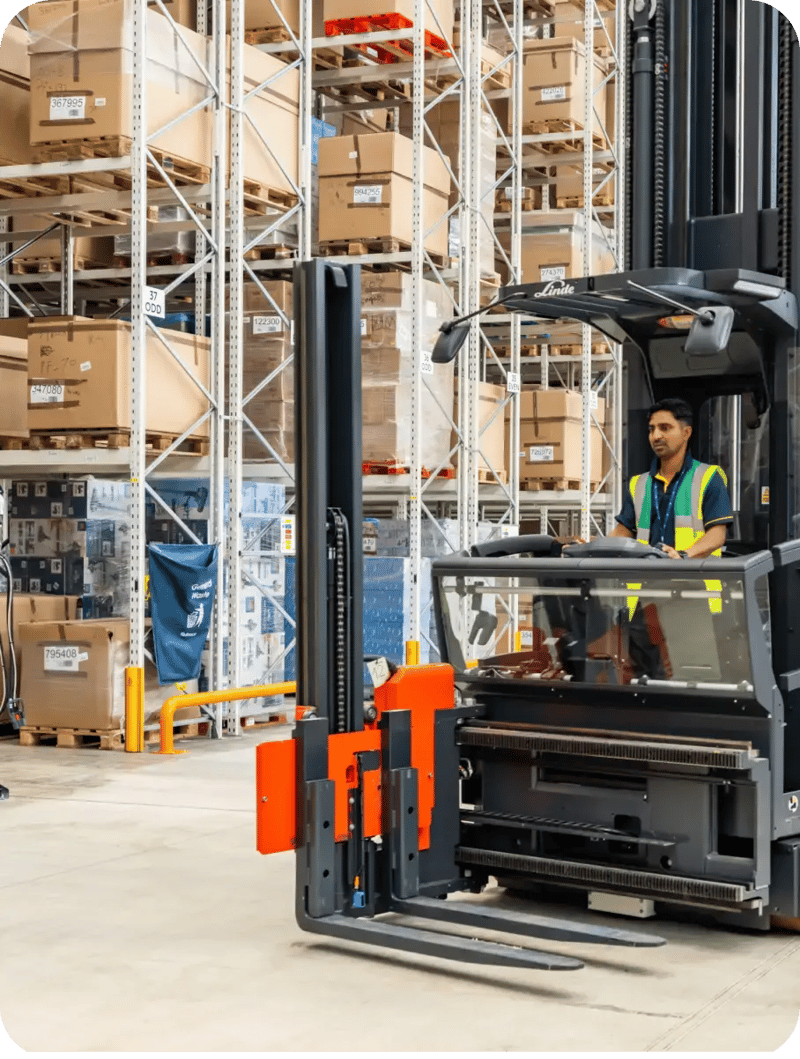 warehouse fulfilment forklift