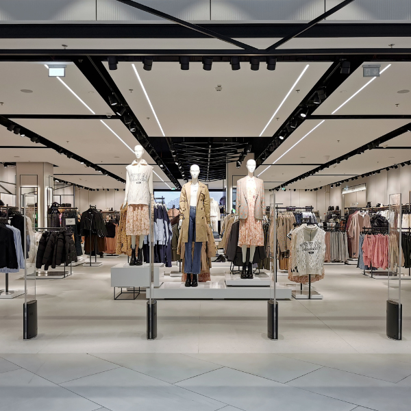 Zara store square