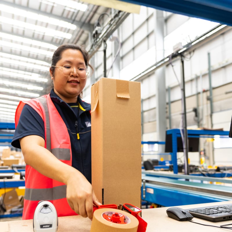 warehouse-packer2